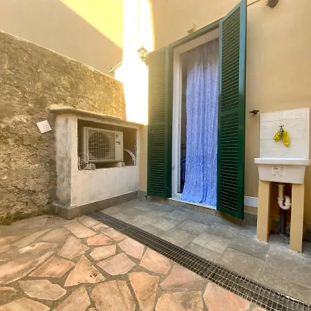 L'ancora Blu Apartment *